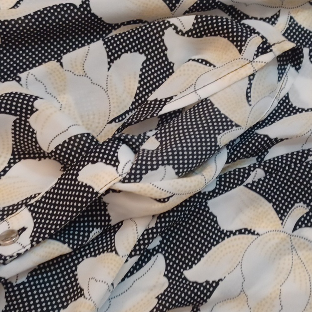 Cato Floral V-Neck Hi-low Blouse - Picture 5 of 9